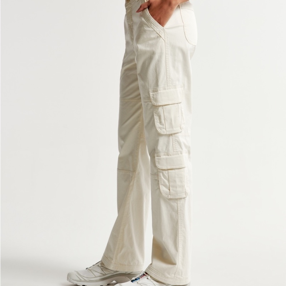 Abercrombie & Fitch Relaxed Cargo Pants